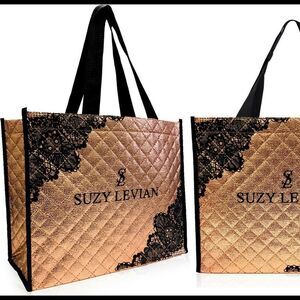 NWOT - Current And Fun Suzy Levian rose gold small quilted tote carryall bag.